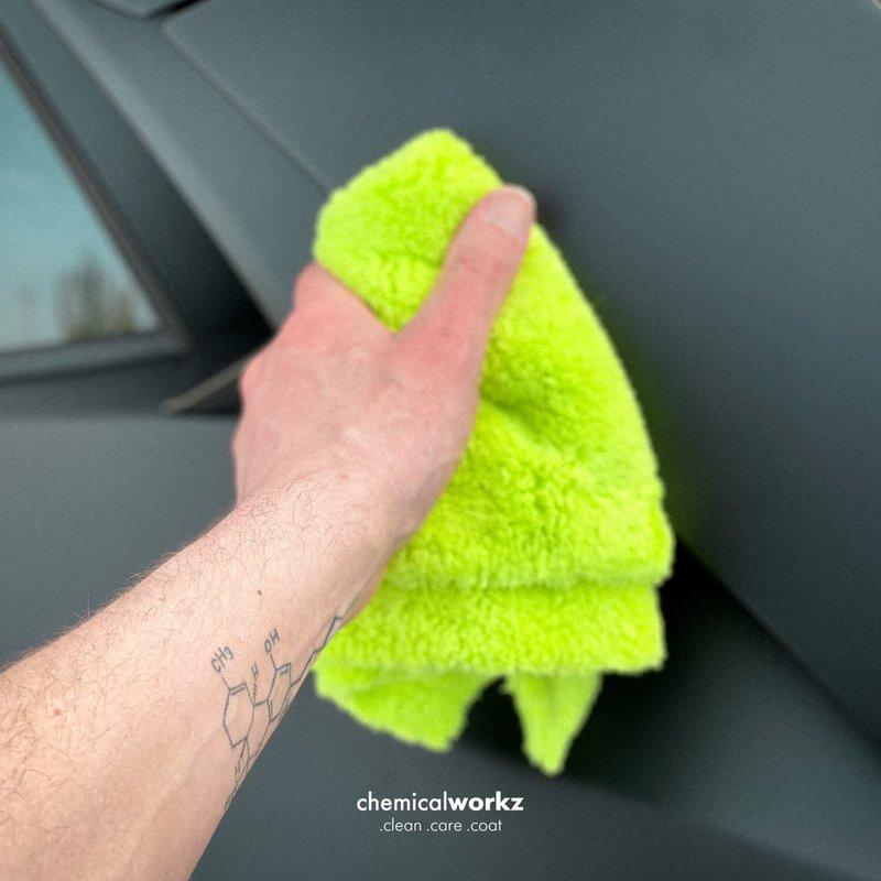 ChemicalWorkz - Edgeless Soft Touch Premium Towel green - Poliertuch grün 40x40cm 500GSM_5